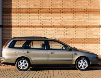 Fiat Marea Weekend [UK-spec] (185) '1997–99