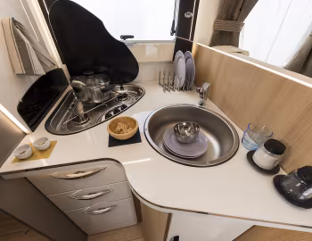 Interior 2019–21 McLouis Mc4 379G '2018–21