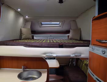 Interior 2011–14 McLouis Mc4-75 '2010–14