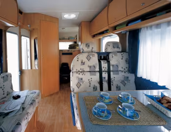 Interior 2004–06 McLouis Tandy 630G '2003–06
