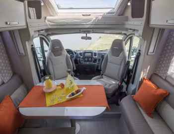 Interior 2019 Notin Alméria '2018–19