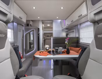 Interior 2018 Notin Sévilla '2017–18