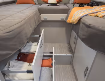 Intérieur 2019 Notin Sévilla '2018–19