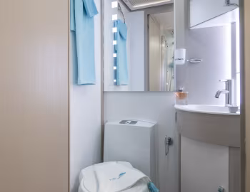 Interior 2018 Notin Sévilla '2017–18