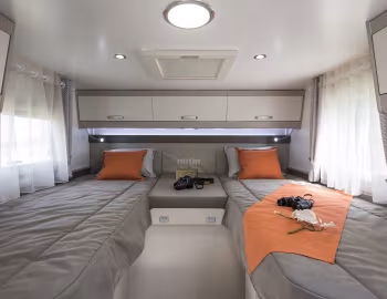 Interior 2018 Notin Sévilla '2017–18