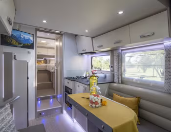 Interior 2020 Notin Sévilla JF '2019–20