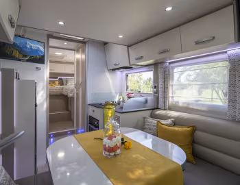 Intérieur 2020 Notin Sévilla JF '2019–20