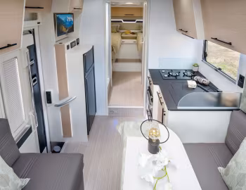 Interior 2022 Notin Sévilla JF '2021–22