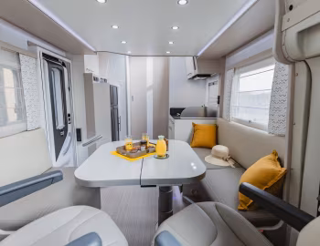Interior 2024–pr. Notin Véra '2023–pr.