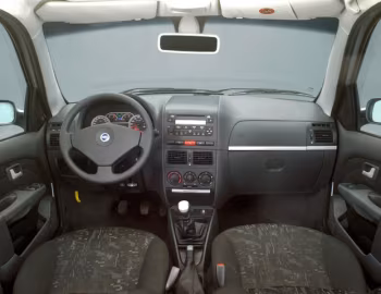 Panel frontal 2004–07 Fiat Palio ELX 4-portas (178) '2003–07