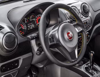 Panel frontal 2013 Fiat Palio Sporting Interlagos (326) '2012–13