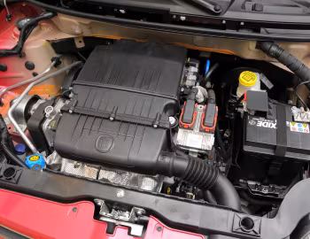 Bajo el capó Fiat Panda (169) '2009–12