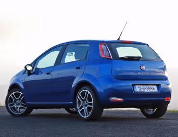 Fiat Punto 5-door [UK-spec] (199) '2012–18