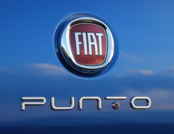 Fiat Punto 5-door [UK-spec] (199) '2012–18