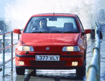 Fiat Punto GT [UK-spec] (176) '1994–95