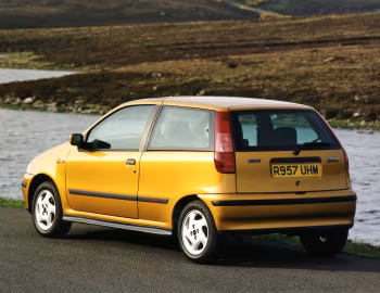 Fiat Punto Sporting [UK-spec] (176) '1997–99