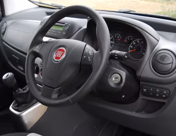 Интерьер Fiat Qubo [UK-spec] (225) '2009–16