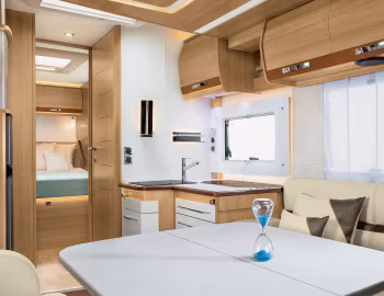 Intérieur 2018–20 Rapido 696F "Premium Edition" '2017–20
