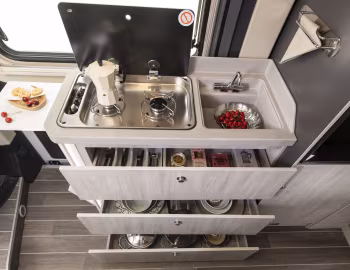 Interior 2020–21 Roller Team Livingstone Duo Advance '2019–21