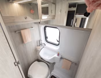 Interior 2020–21 Roller Team Livingstone Duo Advance '2019–21