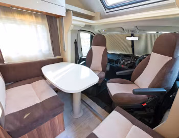 Interior 2014 Roller Team T-Line 740 [UK-spec] '2013–14