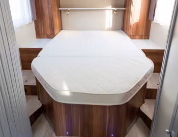 Interior 2014 Roller Team T-Line 740 [UK-spec] '2013–14