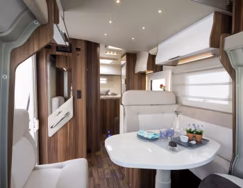 Interior 2016–21 Roller Team Zefiro 294 TL '2015–21