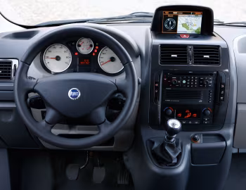 Торпедо Fiat Scudo Panorama '2007–13