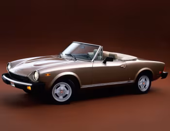 1981 Fiat Limited Edition Spider 2000 [North America] (124 CS) '1980–81