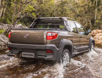Fiat Strada Adventure CD '2013–16