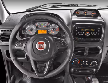 Panel frontal 2013 Fiat Strada Adventure Cabine Estendida (278) '2012–13