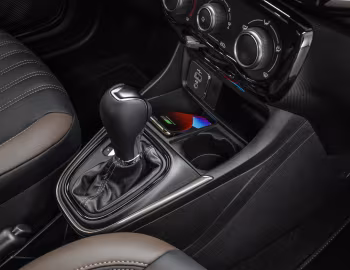 Interior 2022–23 Fiat Strada Ranch Cabine Dupla (281) '2021–23