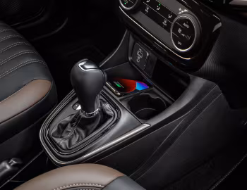 Interior 2024–pr. Fiat Strada Ranch Cabine Dupla (281) '2023–pr.