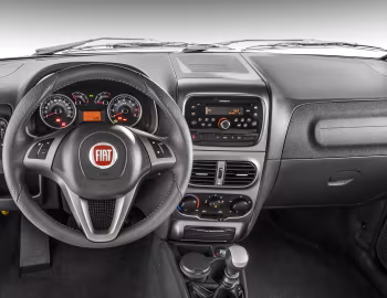 Panel frontal 2013 Fiat Strada Trekking Cabine Dupla (278) '2012–13