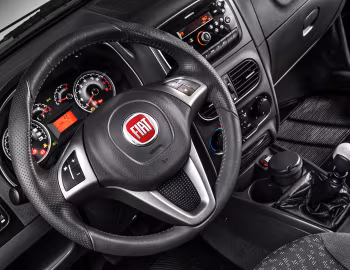 Panel frontal 2013 Fiat Strada Trekking Cabine Estendida Mangalarga Marchador (278) '2013
