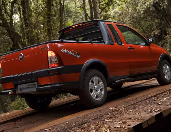 2007 Fiat Strada Try On Adventure Cabine Estendida (278) '2006–07