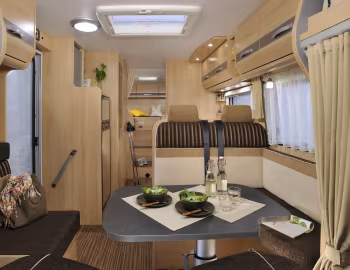 Intérieur 2013–14 Sunlight T68 '2012–14
