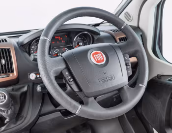 Panel frontal 2016–21 Swift Kon-tiki 635 '2015–21