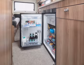 Интерьер 2015–18 Swift Rio 340 '2014–18