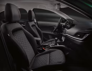 内饰 Fiat Tipo City Cross (357) '2020–22