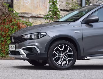 Fiat Tipo Cross Hybrid (357) '2022–24