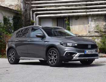 Fiat Tipo Cross Hybrid (357) '2022–24