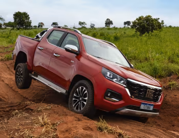 2025 Fiat Titano Ranch Cabine Dupla 4×4 [Brazil] (579) '2024–25