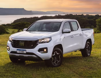 2025 Fiat Titano Volcano Cabine Dupla 4×4 [Brazil] (579) '2024–25