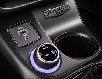 内饰 Fiat Toro Ranch (226) '2018–19