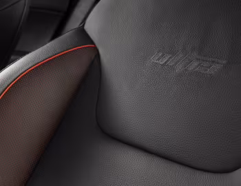 Интерьер 2022–23 Fiat Toro Ultra (226) '2021–23