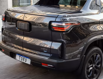 2027 Fiat Toro Ultra T270 MHEV (226) '2026