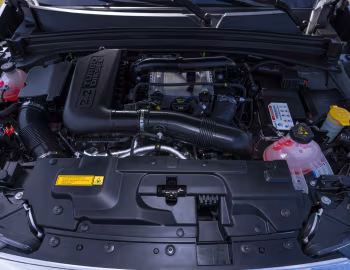 Bajo el capó 2024–25 Fiat Toro Volcano (226) '2023–25