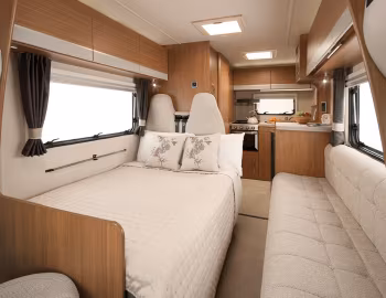 Interior 2015–17 Tribute T-620 '2014–17