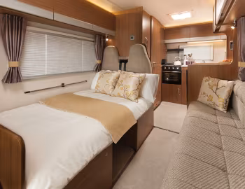 Interior 2015–17 Tribute T-620 '2014–17